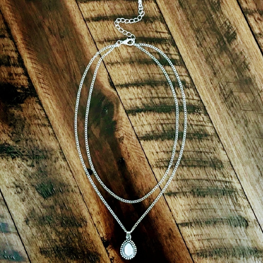 NEW. Double Layer Moonstone like Necklace - Picture 3 of 4